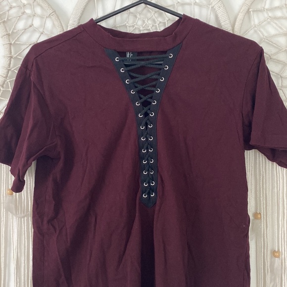 Forever 21 tee - Picture 2 of 4